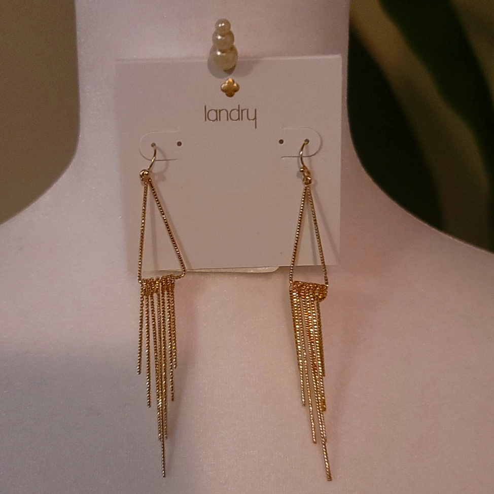 Laundry Hanging Earrings